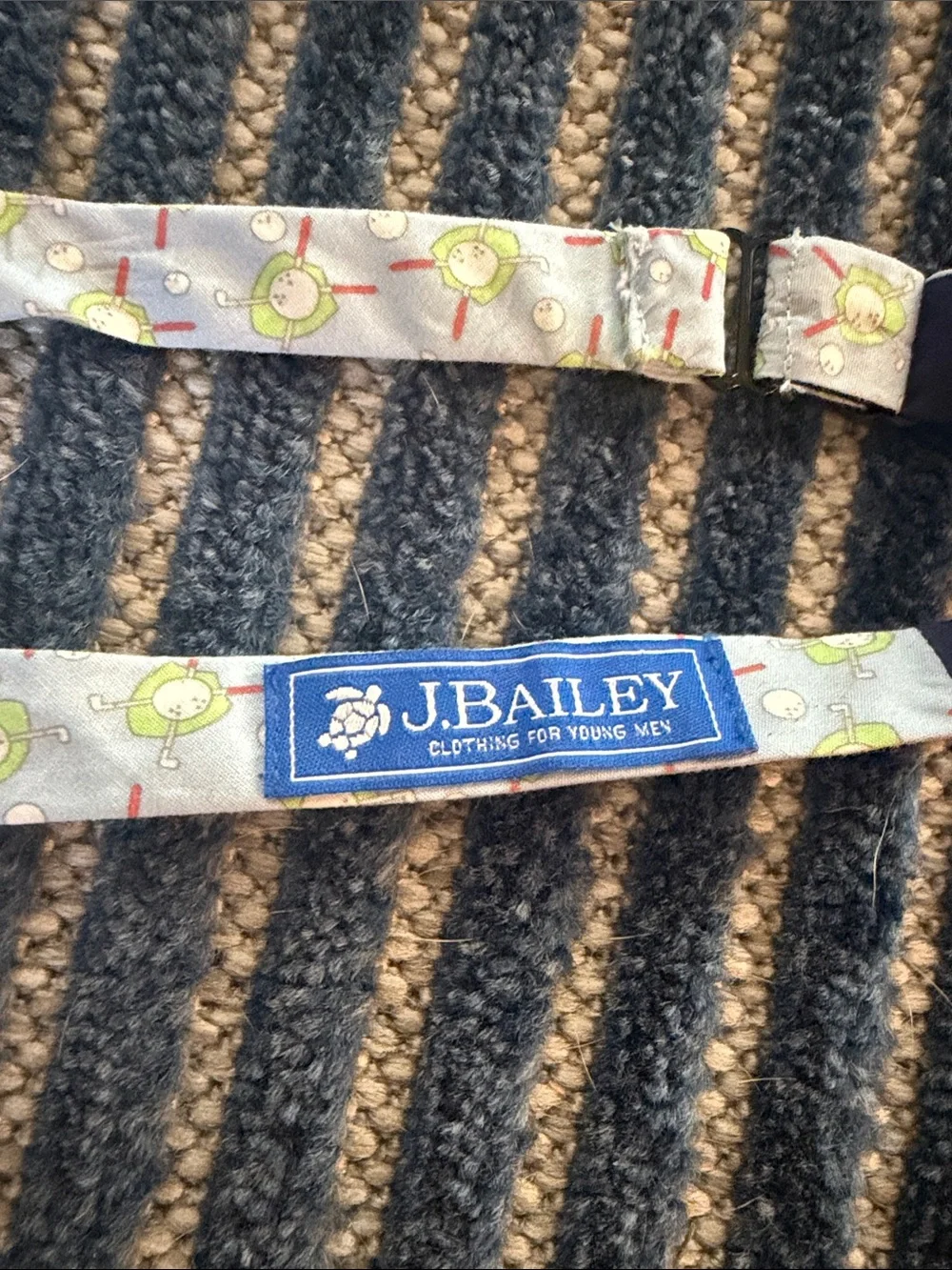 Kids golf bow tie